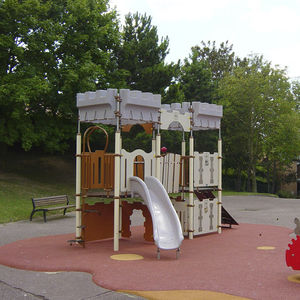 Kunststoff-Spielplatzgerät 1