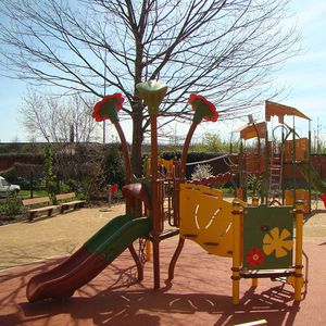 Spielplatzgerät für Spielplätze / Kunststoff / Stahl / HPL
