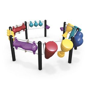 Spielplatzgerät für öffentliche Räume