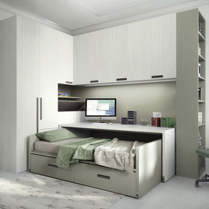 Eckkleiderschrank 1