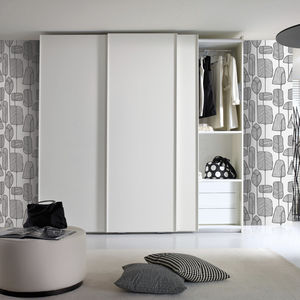 moderner Kleiderschrank 1