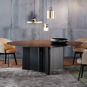 moderner Esstisch / Holzfurnier / aus MDF / Rauchglas
