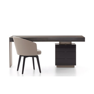 Schreibtisch aus Eiche / aus MDF / Metall / modern