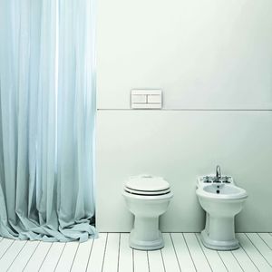 freistehendes WC