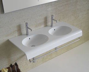 Wand-Waschbecken