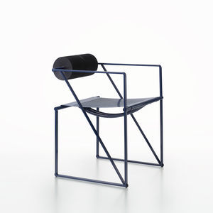 moderner Stuhl 1
