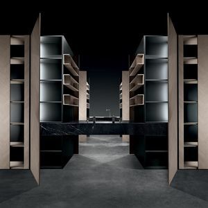 wandmontiertes Regal 1