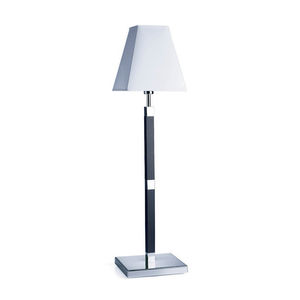 Tischlampe