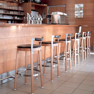 moderner Barhocker