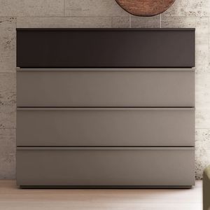 hohe Kommode / modern / lackiertes Holz / braun