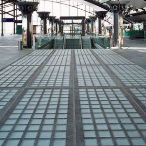 quadratischer Glasstein