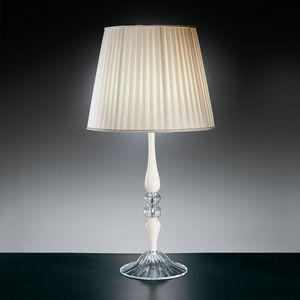 Tischlampe