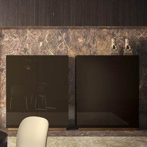 hohes Sideboard
