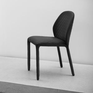 moderner Stuhl
