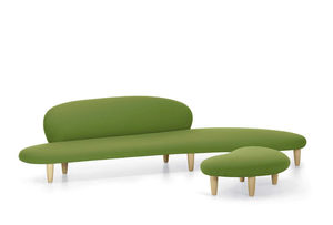 modernes Sofa / aus Nussbaum / aus Ahorn / Stoff