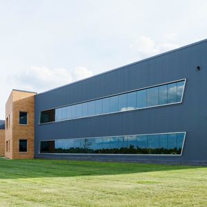 profiliertes Metallblech / Metall / für Dach / für Fassadenverkleidung