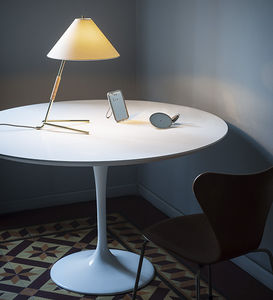Tischlampe