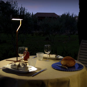 Tischlampe