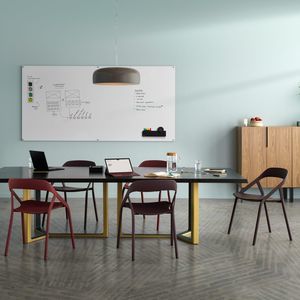 minimalistischer Besucherstuhl 1