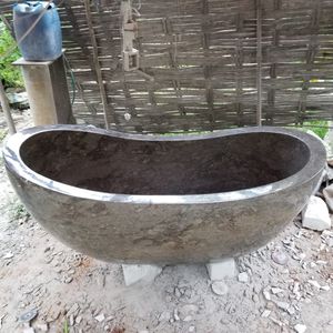 ovale Badewanne