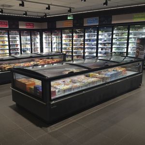 Inselkühlvitrine