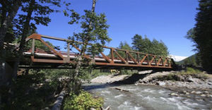 Fachwerk Brücke / Stahl