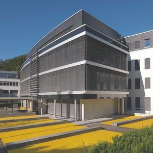 Aluminium-Sonnenschutzlamelle 1
