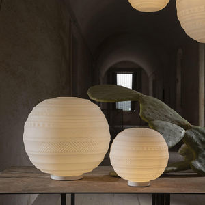 Tischlampe