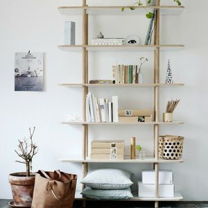modernes Regal / aus Eiche / Laminat