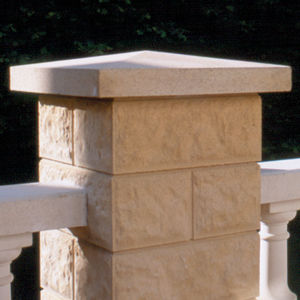 Beton-Kapitell