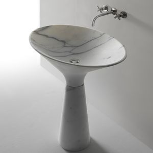 bodenstehendes Waschbecken 1