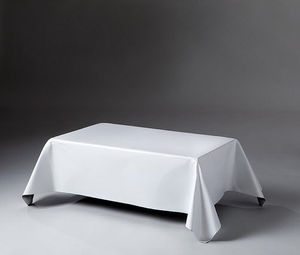 moderner Couchtisch