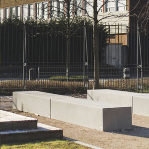 moderne Bank für den öffentlichen Raum 1