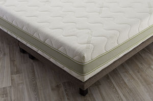 Doppelbett-Matratze / Schaumstoff / Memory-Taschen
