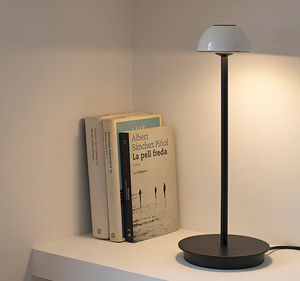 Tischlampe 1