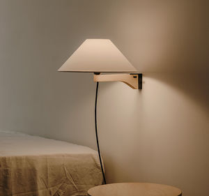 moderne Wandleuchte 1