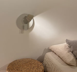 Wandleuchte / minimalistisches Design 1