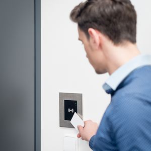Autonomer Kartenleser / RFID