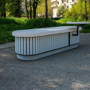 moderne Bank für den öffentlichen Raum