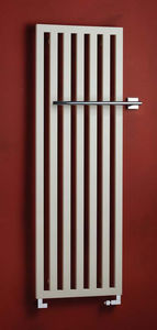 Heißwasser-Badheizkörper / elektrisch / Metall / modern