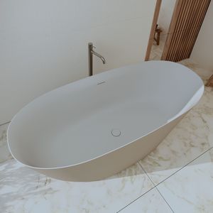 ovale Badewanne 1