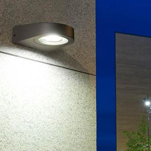 moderne Wandleuchte 1