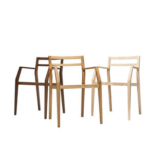 moderner Stuhl 1