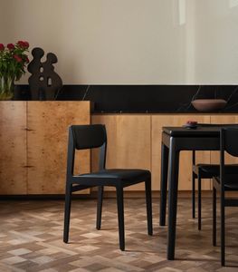 Stil-Esszimmerstuhl 1