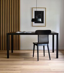 Esstisch / minimalistisches Design 1