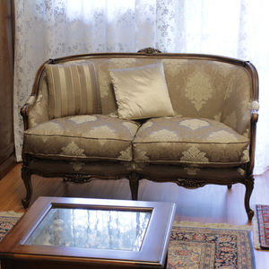 kompaktes Sofa