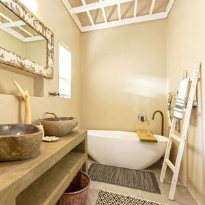 ovale Badewanne