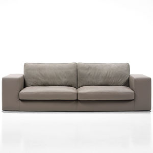 braunes Sofa