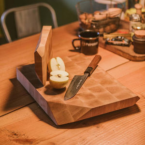 Holzschneidebrett 1