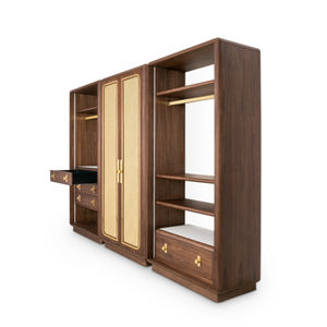 moderner begehbarer Kleiderschrank